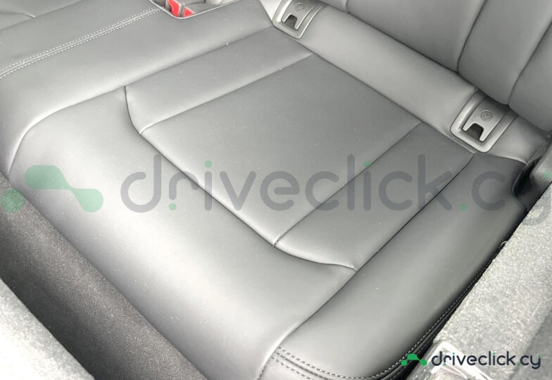 Audi Q7 White