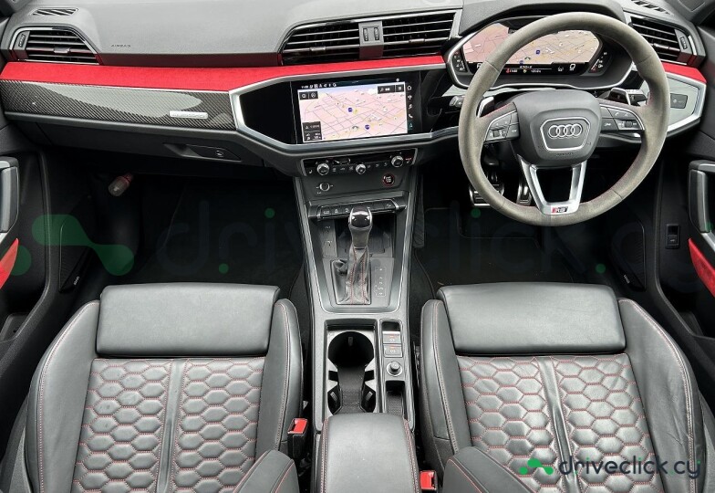 Audi RS Q3 Black