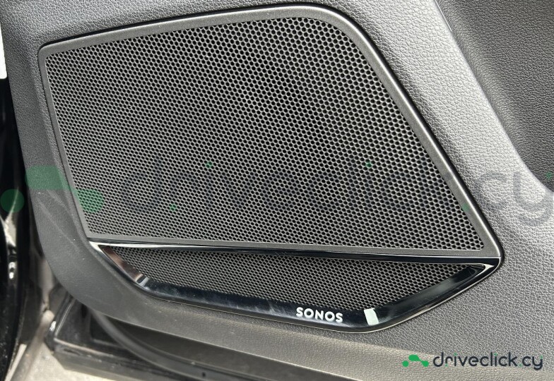 Audi RS Q3 Black