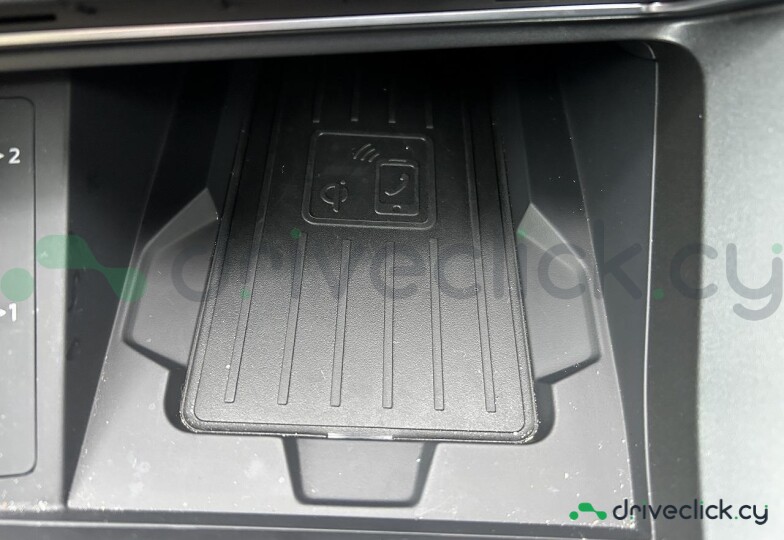 Audi RS Q3 Black