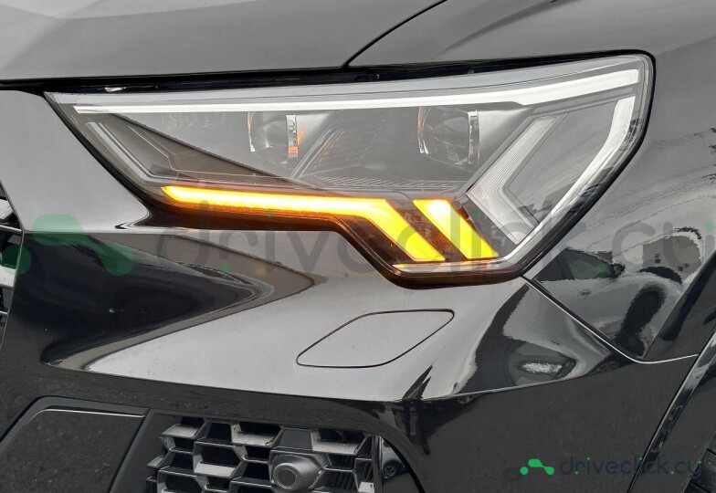 Audi RS Q3 Black