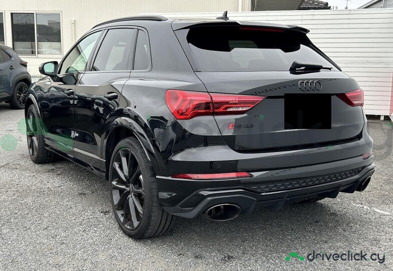 Audi RS Q3 Black