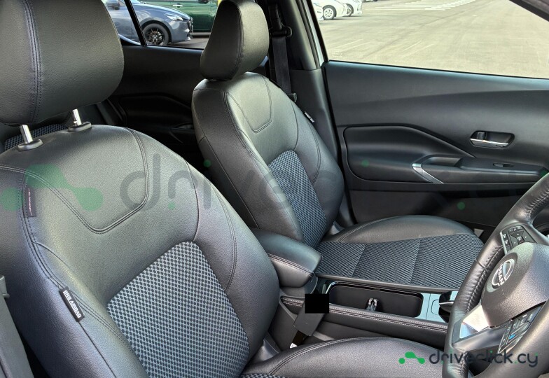 Nissan Kicks White