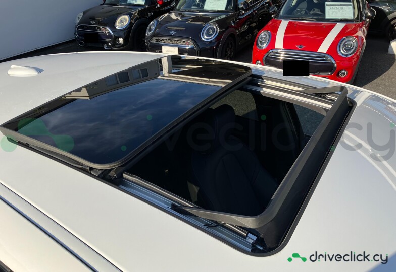 BMW X2 White