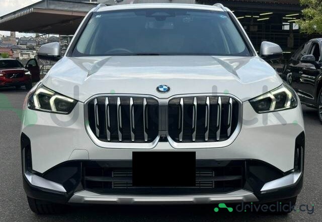 BMW X1 White