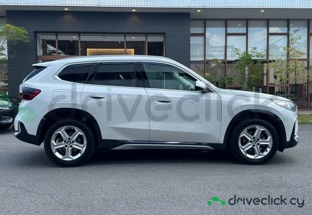 BMW X1 White