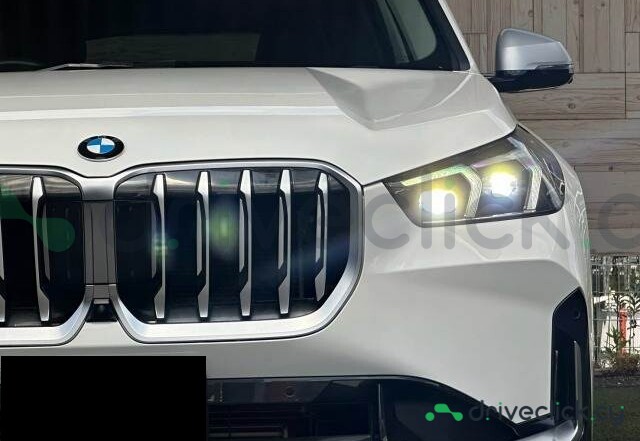 BMW X1 White