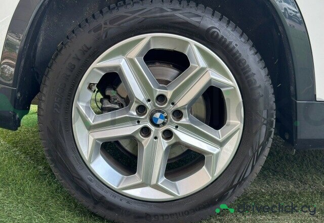 BMW X1 White