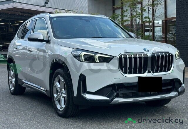 BMW X1 White