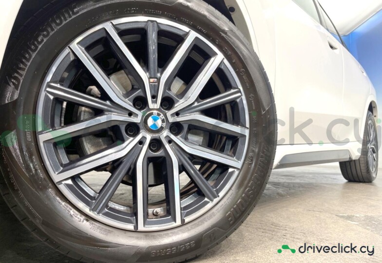 BMW X1 White