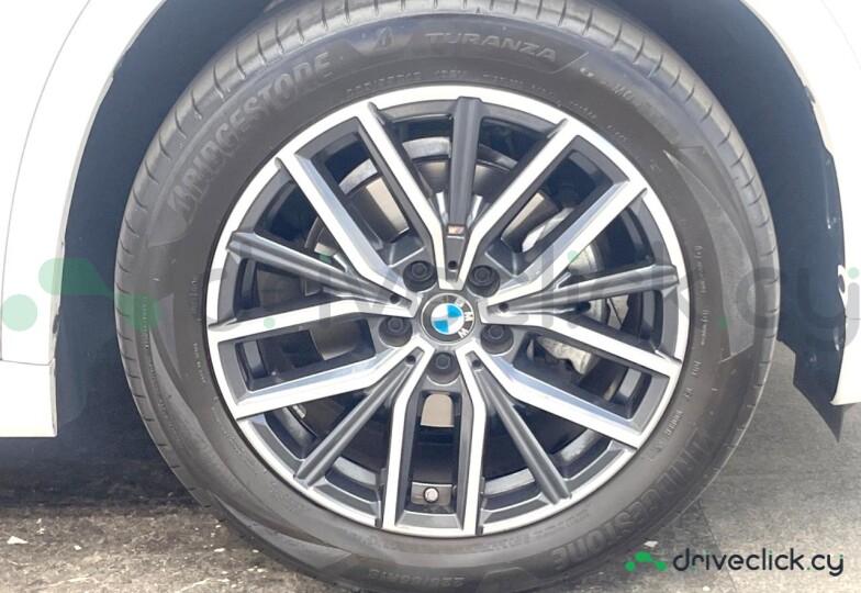 BMW X1 White