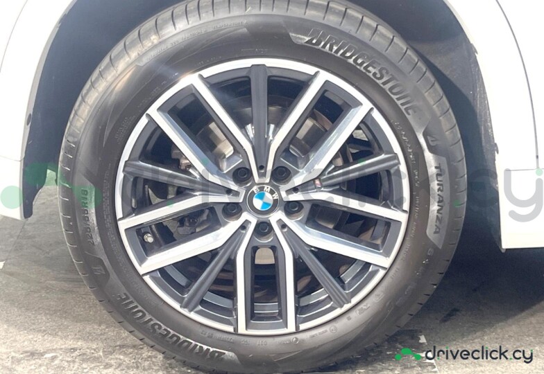 BMW X1 White