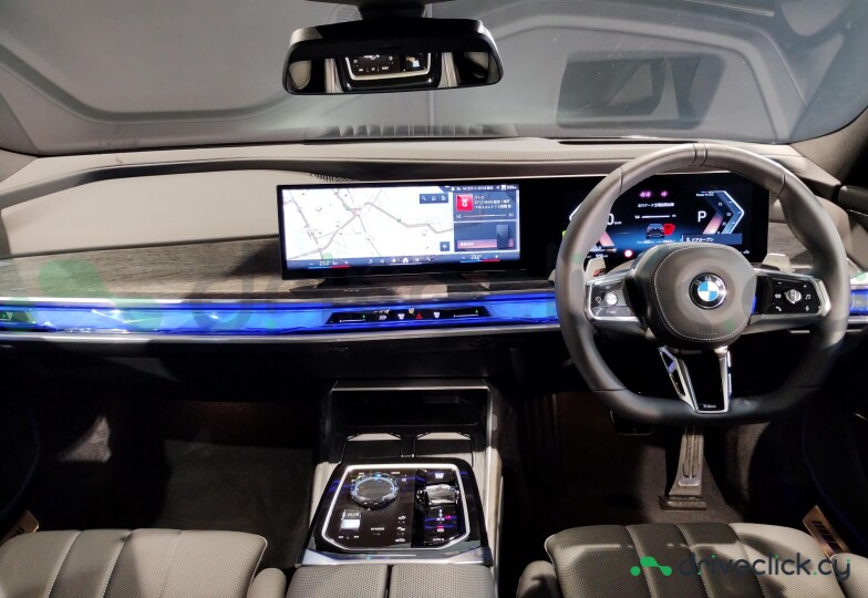 BMW 7 series Black
