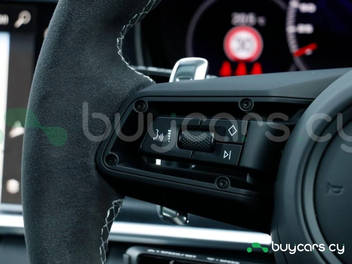 Porsche Panamera Белый