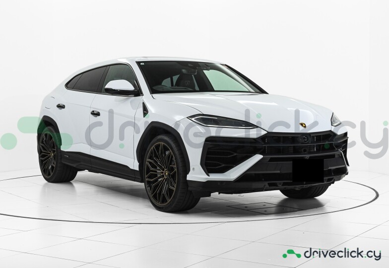 Lamborghini Urus White