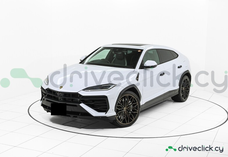 Lamborghini Urus White