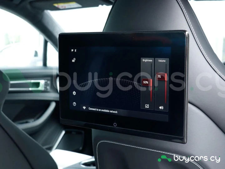 Porsche Panamera Белый