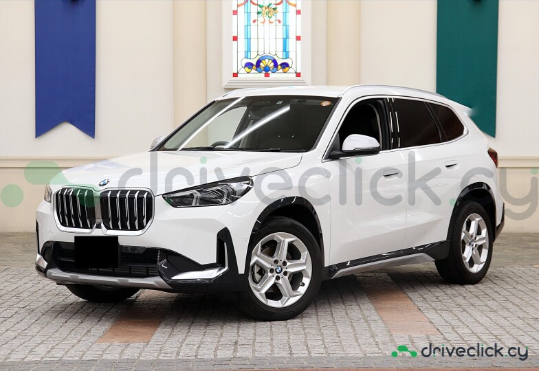BMW X1 White