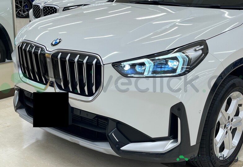 BMW X1 White