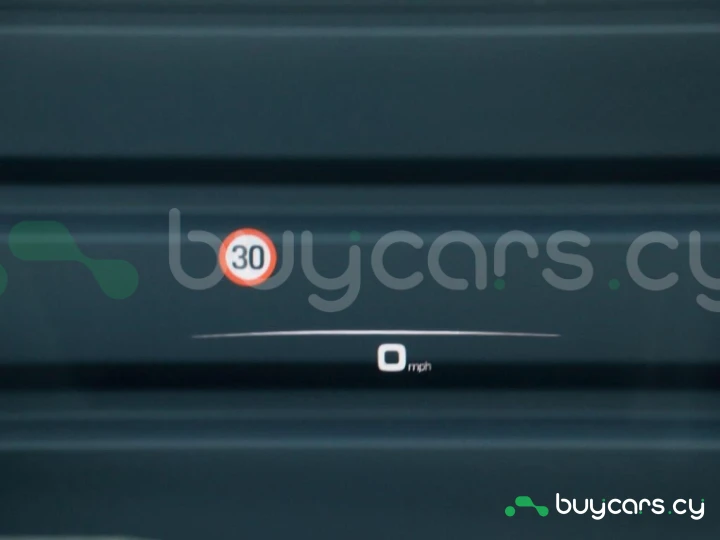 Porsche Panamera Белый