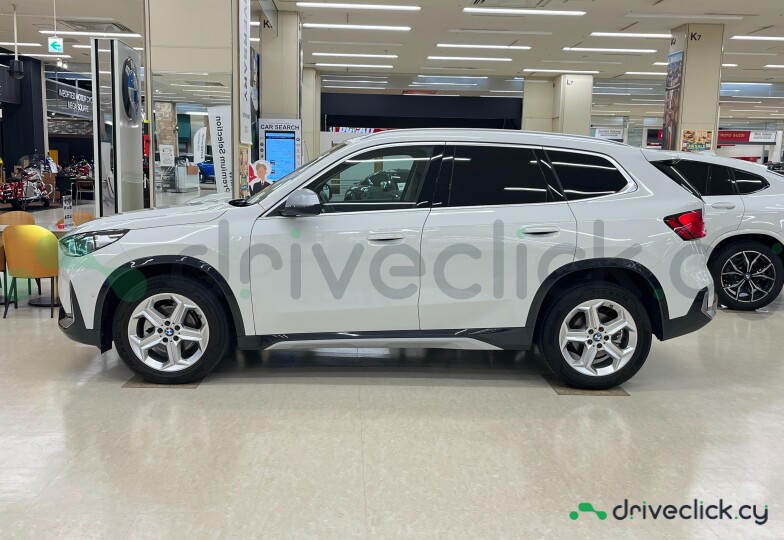 BMW X1 White