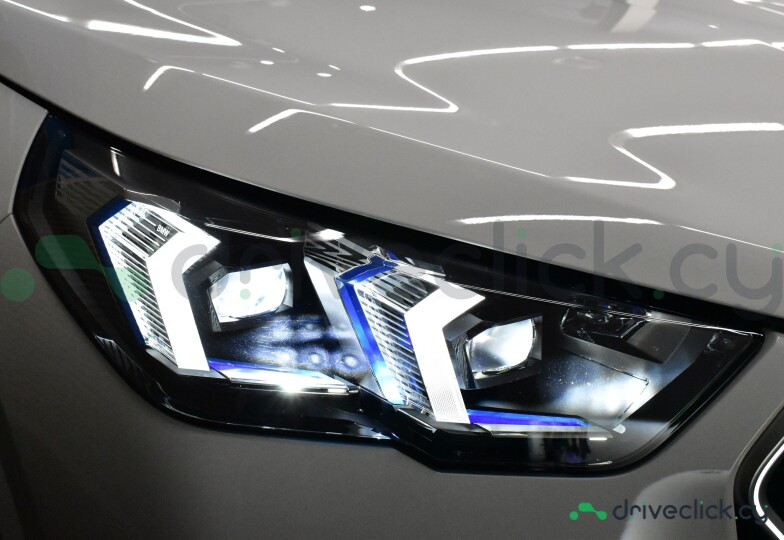 BMW X2 White