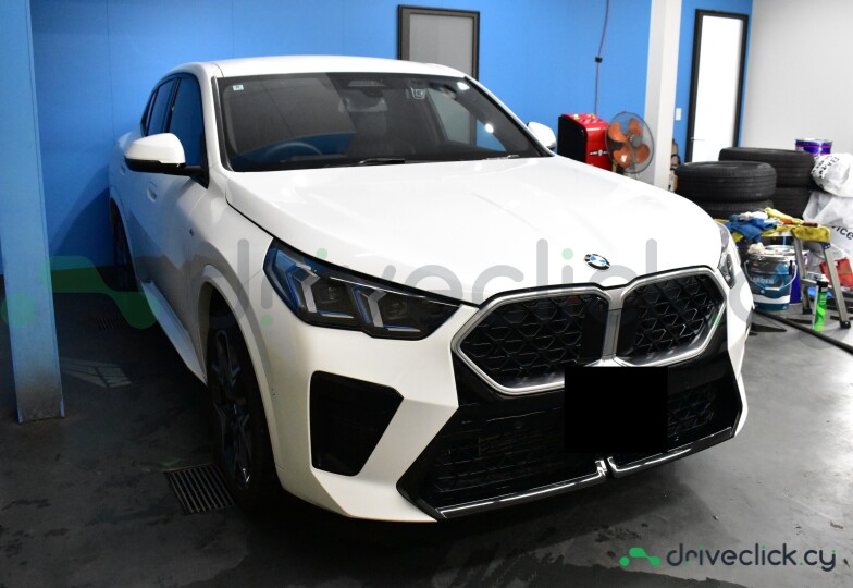 BMW X2 White