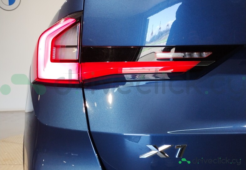 BMW X1 Blue
