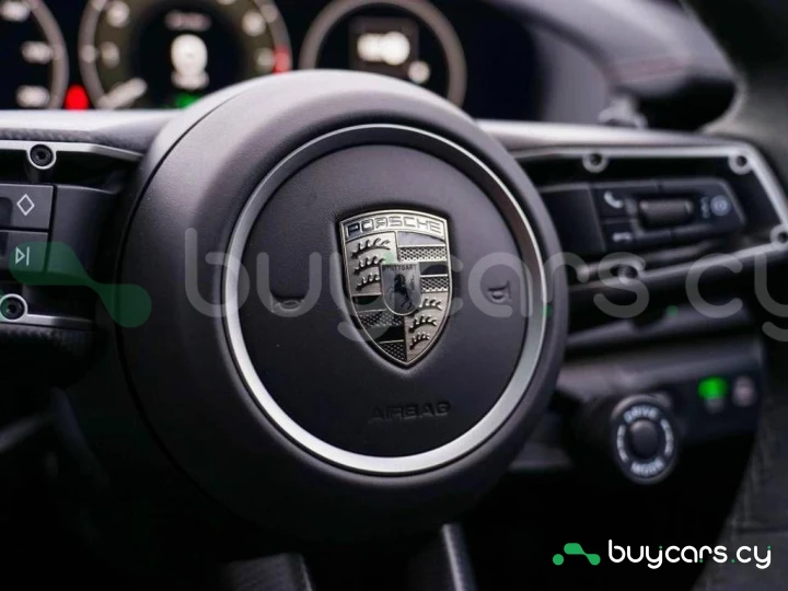 Porsche Panamera Синий