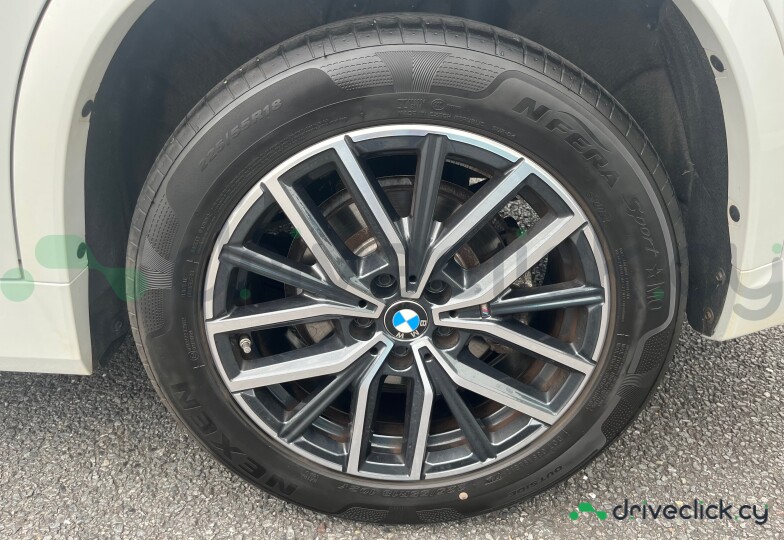 BMW X1 White