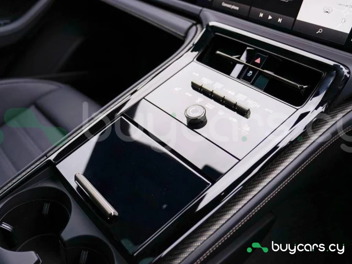 Porsche Panamera Синий