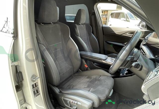 BMW X1 White