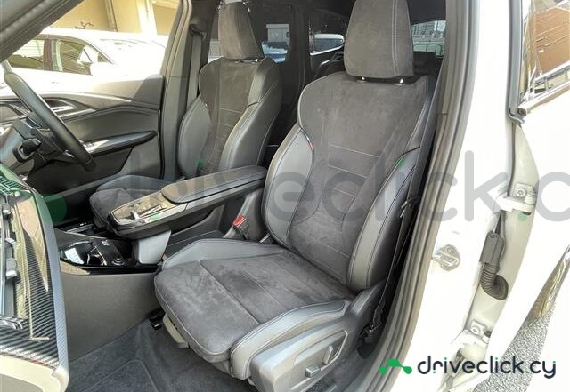 BMW X1 White
