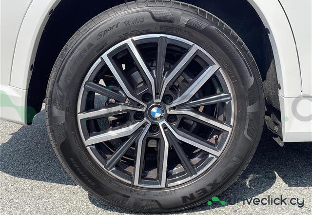 BMW X1 White