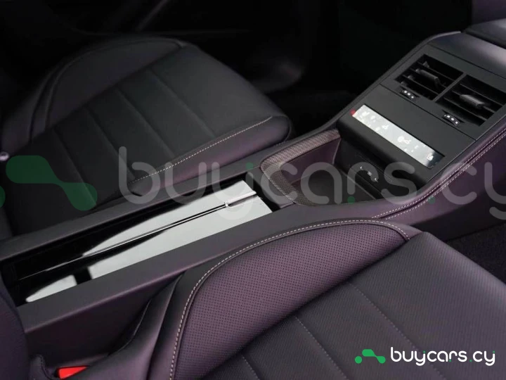 Porsche Panamera Синий