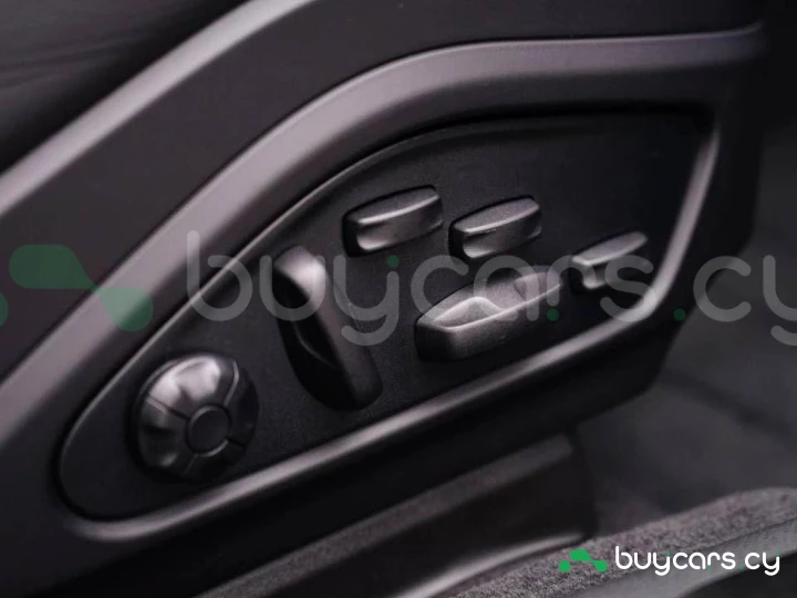 Porsche Panamera Синий