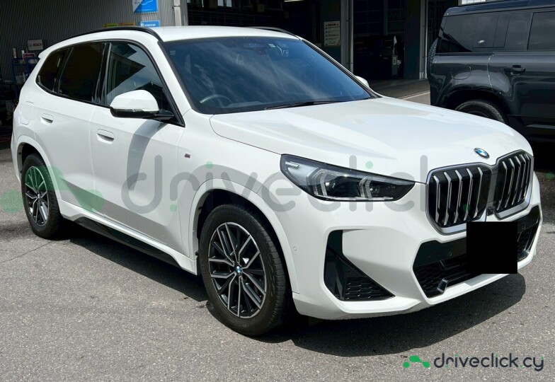 BMW X1 White