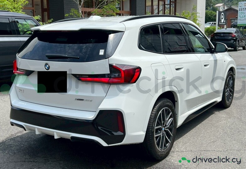 BMW X1 White
