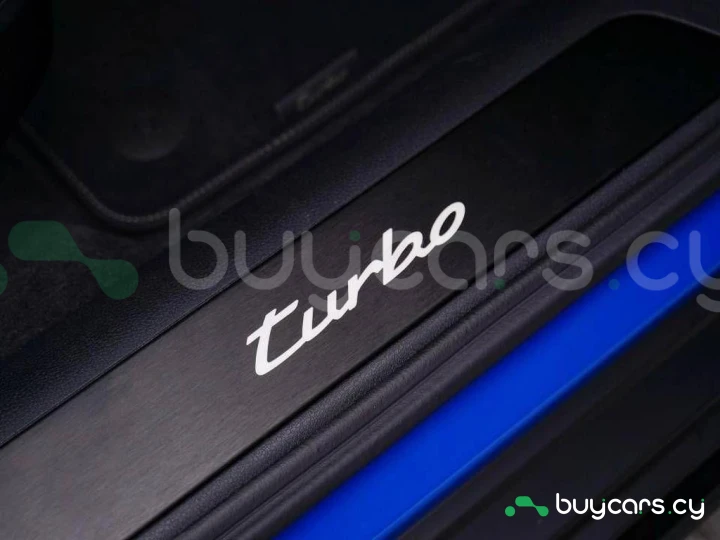 Porsche Panamera Синий