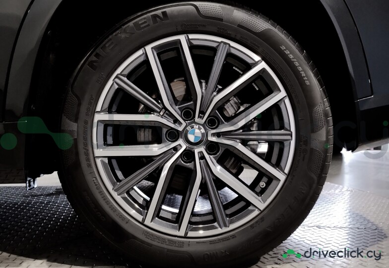 BMW X1 Black