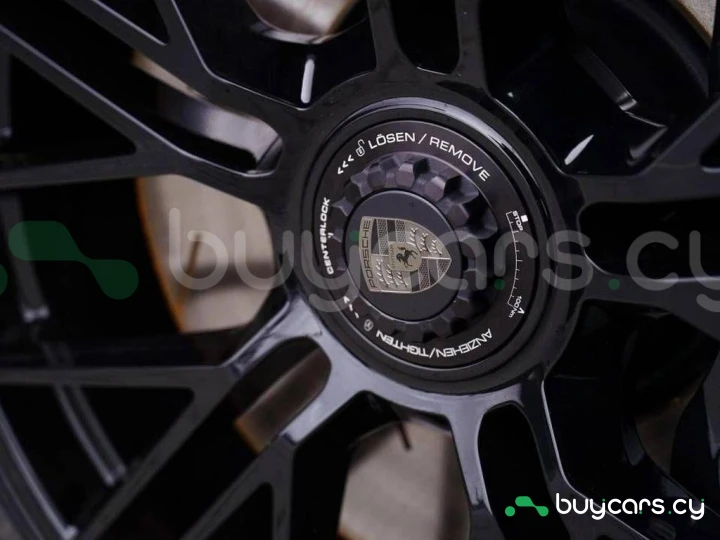 Porsche Panamera Синий