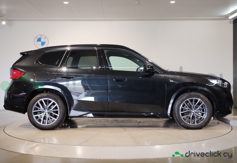 BMW X1 Black