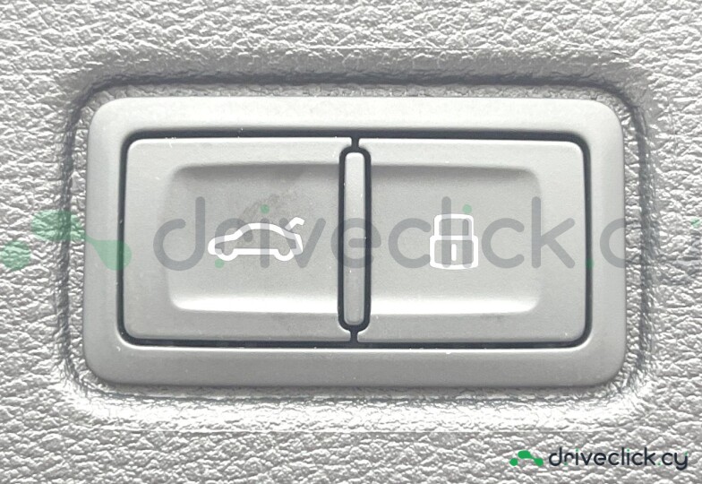 Audi Q7 White