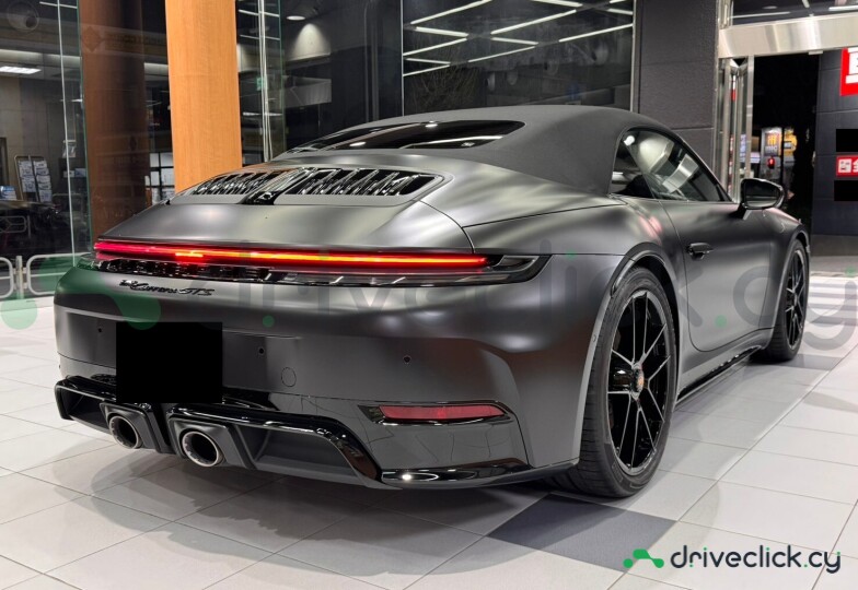 Porsche 911 Black