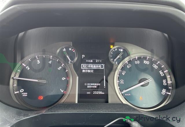 Toyota Land Cruiser Prado White