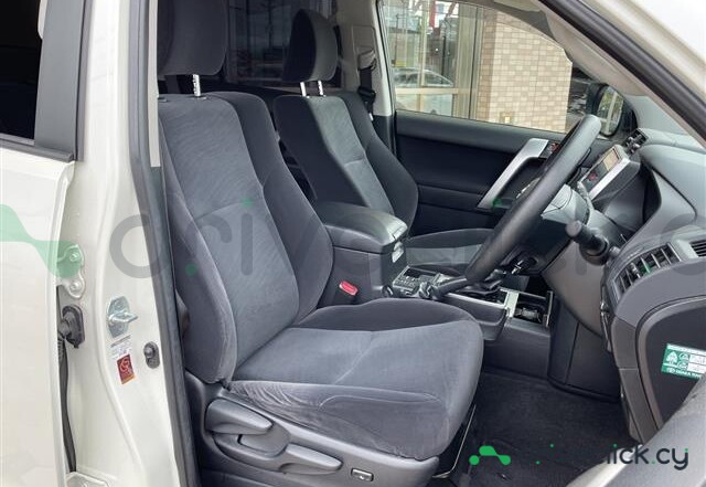 Toyota Land Cruiser Prado White