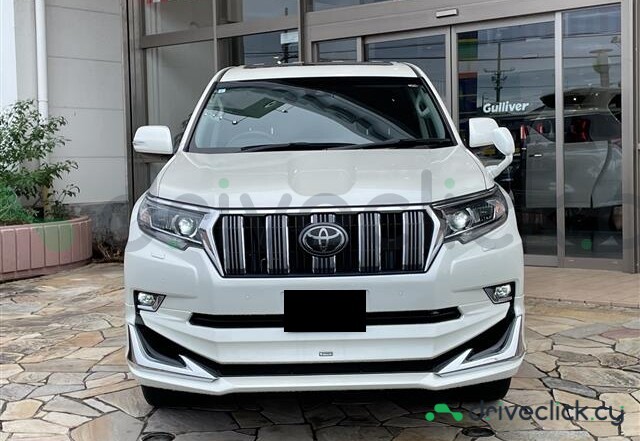 Toyota Land Cruiser Prado White