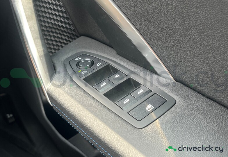 BMW X1 Green