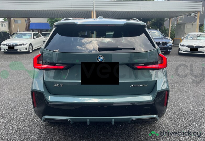 BMW X1 Green
