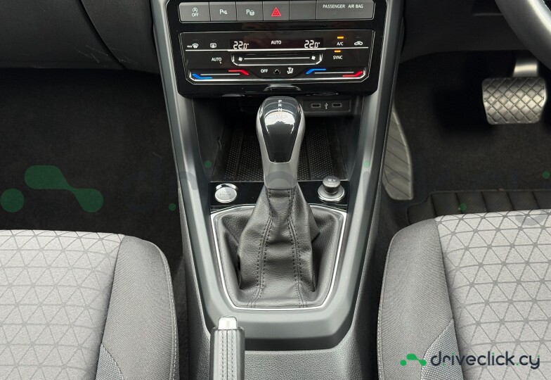 Volkswagen T-Cross Black